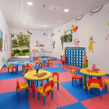 Hotel Hipotels Gran Playa De Palma 4*